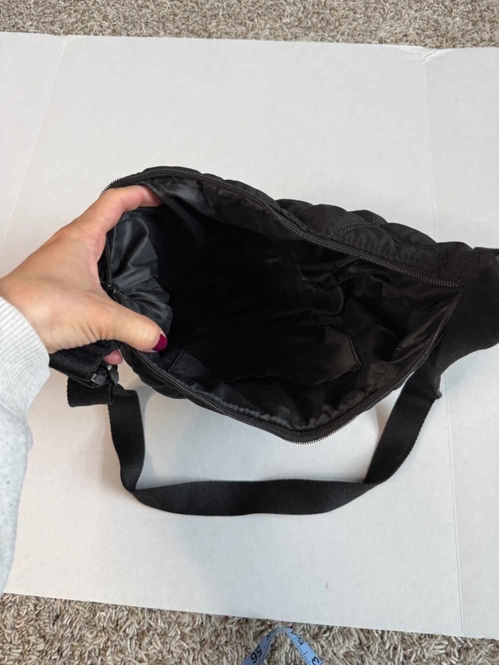 Amazon Cross Body Bag Purse Black Quilted - Picture 6 of 8